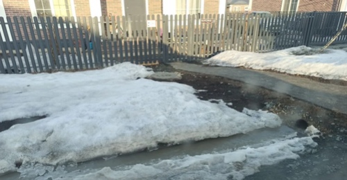 Жители микрорайона «Зведный» сообщают о затоплении участков