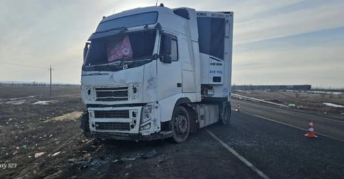 Пять человек пострадали в ДТП с грузовиком на трассе Оренбург-Акбулак