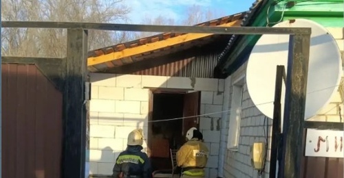 70-летняя пенсионерка из Кувандыка пострадала на пожаре в своем доме