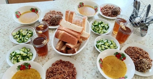 В школах Орска перешли на весеннее меню