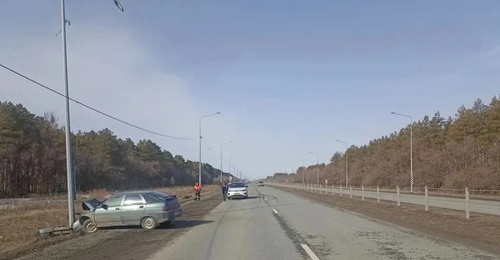 В Оренбургском районе ВАЗ протаранил опору ЛЭП