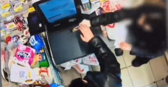 В Оренбурге семейная пара попалась на краже в супермаркете