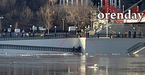 Спасение на набережной в Оренбурге: мужчина выжил благодаря случайно оказавшимся рядом спасателям