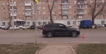 В Оренбурге водитель BMW сбил на «зебре» 56-летнюю женщину