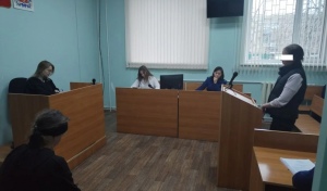 В Бузулуке нерадивая мать после убийства сожителем сына поплатилась за жестокое обращение со своими малышами