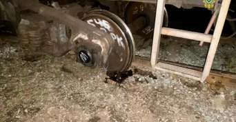 В Оренбуржье с рельсов сошли пять вагонов грузового поезда