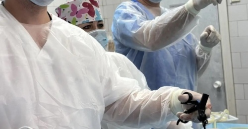 В Оренбурге врачи впервые сделали операцию с «волшебными» очками дополненной реальности