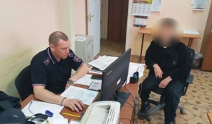 В Оренбурге молодые люди бросали петарды из окна дома