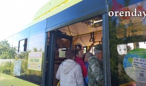 Оренбуржцы, к чьим дачам дорога изжила свой век, автобуса могут не дождаться