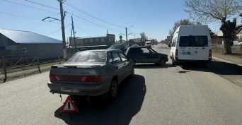 В Орске автомобиль «Ока» нанес смертельные увечья пешеходу (18+)