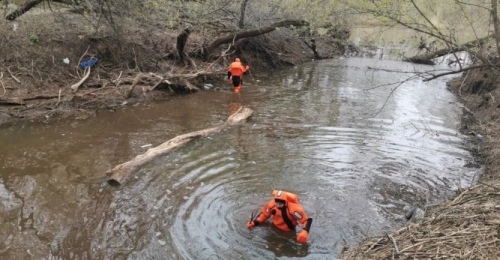 В Оренбуржье четвертую неделю ищут утонувшего в ручье школьника