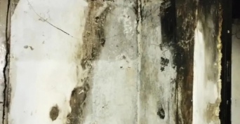 Во время пожара в Новоорске спасли четырех человек, включая двух детей