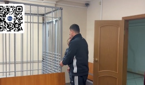 Контрабандиста с попугаями суд отправил под домашний арест