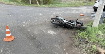 В ДТП под Оренбургом пострадал 17-летний водитель мопеда