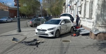 В Оренбурге проезд на красный сигнал светофора обернулся серьезным ДТП