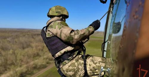 В Оренбуржье «Кобра» и «Рось» десантировались с вертолета Ми-8