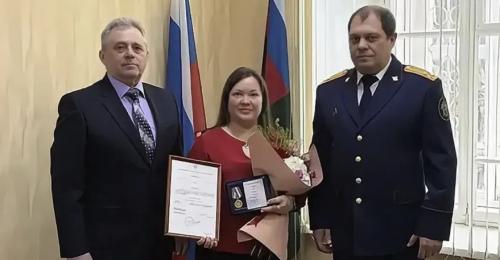 СК России наградил Лию Галееву за спасение детей от вооруженного мужчины в Бугуруслане