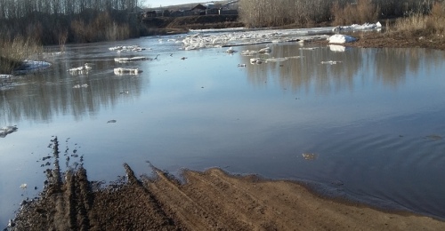 4 низководных моста в Оренбургской области остаются подтопленными 
