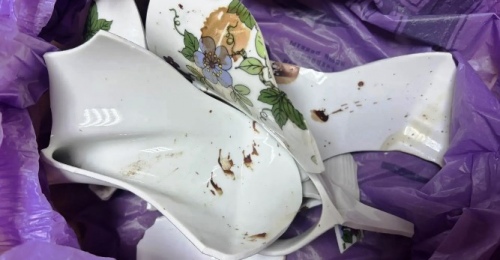 В Оренбуржье женщина разбила кувшин об руку сожителя