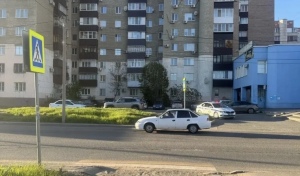 В Оренбурге «Дэу Нексия» наехала на 18-летнего пешехода