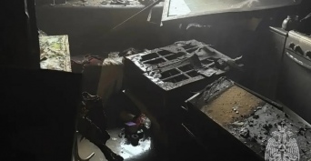 Шесть человек спасены из задымленного подъезда в Орске