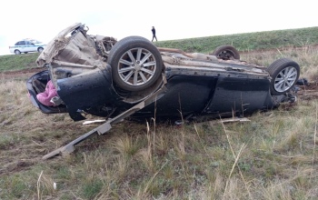 В Оренбуржье автомобиль под управлением начинающего водителя слетел в кювет