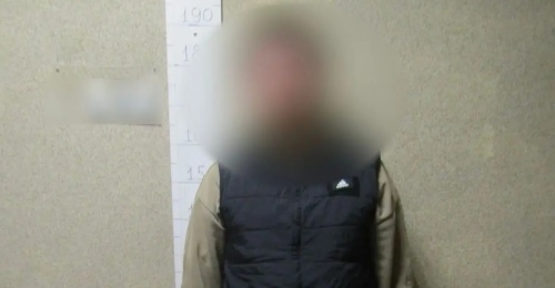 В Оренбуржье молодые люди поставили на поток продажу своих банковских карт