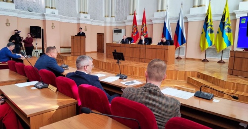 В Оренбурге депутаты Оренбургского Горсовета установили меры соцподдержки подписавшим контракт с Минобороны