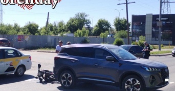 В Оренбурге женщина на автомобиле Chery сбила мотоциклиста