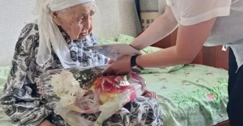 В Оренбуржье долгожительнице исполнилось 102 года