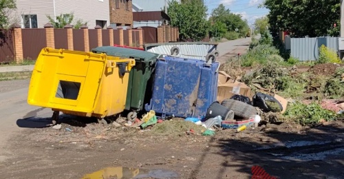 Состояние улицы Коминтерна в Оренбурге - уродливое лицо мусорной реформы