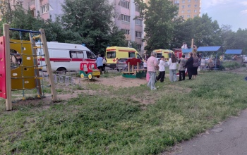 В Оренбурге несколько человек пострадали при падении лифта в многоэтажке