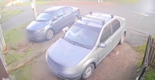 В Оренбурге 20‑летний житель Ташлы угнал автомобиль, но врезался в забор