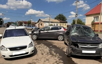 В Бугуруслане в тройном ДТП пострадали два человека