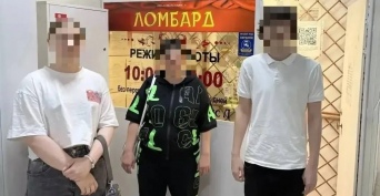 В Оренбурге сотрудница ломбарда с родственницей придумали, как превращать бижутерию в золото