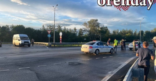 Под Оренбургом на Нежинском шоссе водители сыграли в 