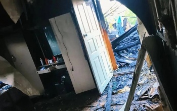 В Оренбурге полицейские спасли во время пожара спящего пенсионера