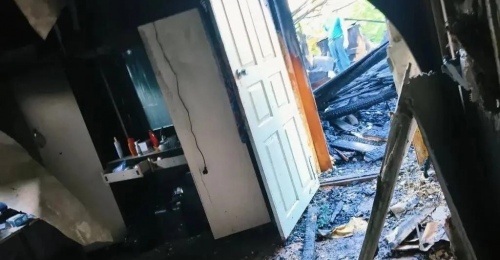 В Оренбурге полицейские спасли во время пожара спящего пенсионера