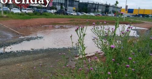 Оренбурженка отсудила у властей 120 тысяч за выбоину на улице Зеленко