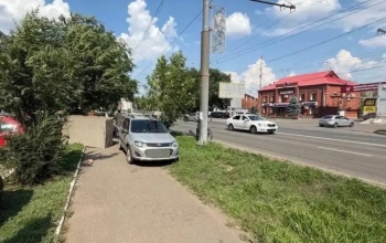 В Оренбурге на проспекте Победы «Лада Калина» с прицепом сбила пенсионера