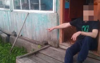 В Саракташе пьяный пенсионер с вилами угрожал сыну-инвалиду