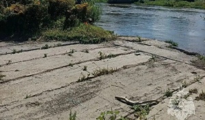 В Оренбурге в Урале в районе пляжа около автомобильного моста обнаружено тело женщины