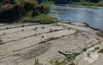 В Оренбурге в Урале в районе пляжа около автомобильного моста обнаружено тело женщины
