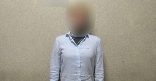 В Оренбурге задержали курьера из Санкт-Петербурга, подозреваемую в мошенничестве с 720 тысячами рублей 