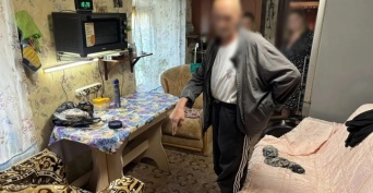 В Оренбуржье женщина порезала ножом бывшего мужа, а тот, защищая возлюбленную, оговорил знакомого
