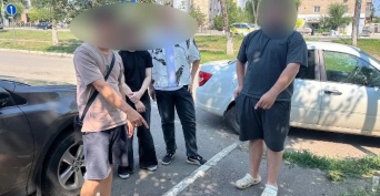 В Оренбурге задержали подозреваемых в краже аккумуляторов от электросамокатов