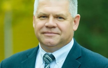 Глава Гайского муниципального округа Олег Папунин досрочно сложил полномочия