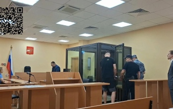 В Оренбурге стрелявшего из пневматического оружия по детям на футбольной площадке определили к бабушке