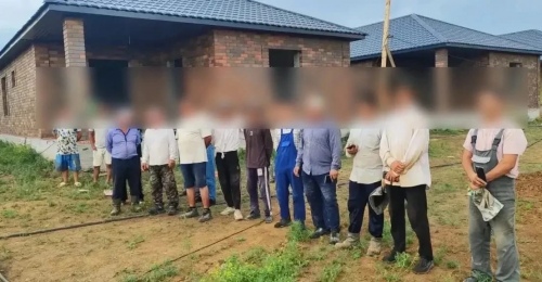 В Оренбургском районе полицейские устроили облаву мигрантам
