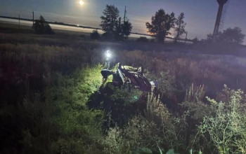 В Ташлинском районе автомобиль Lada Priora под управлением 20-летней девушки на скорости слетел в кювет